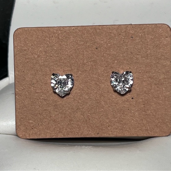 925 Sterling Silver Diamond Heart Shape Studs - Picture 4 of 6